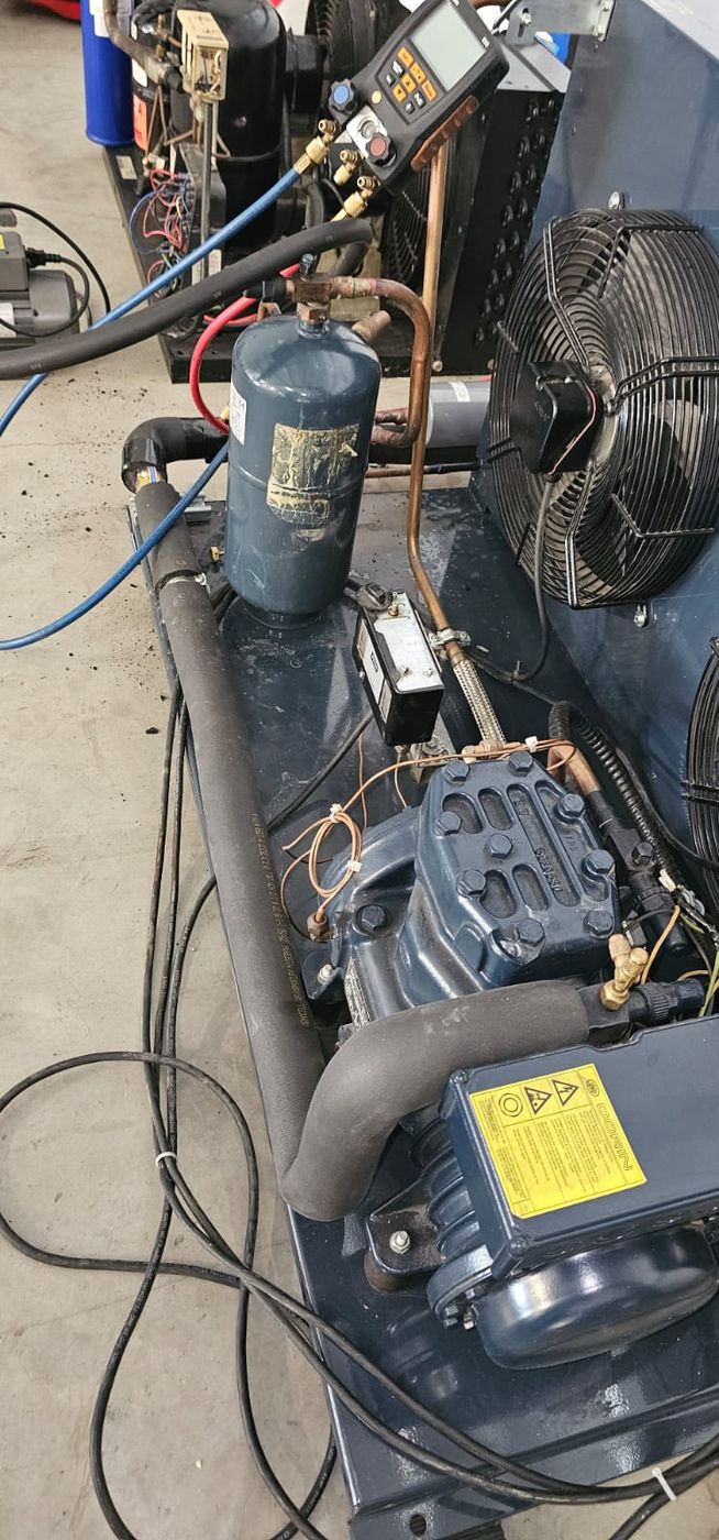 Refrigeration compressor rack